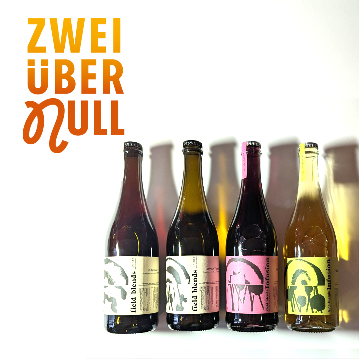 Logo mit den Abbildungen aller vier Flaschen